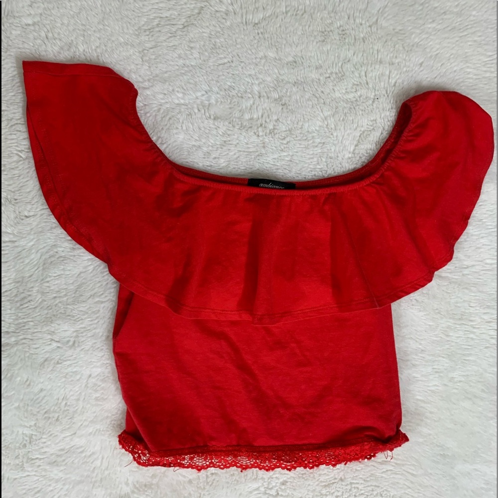 Red top - Picture 2 of 2
